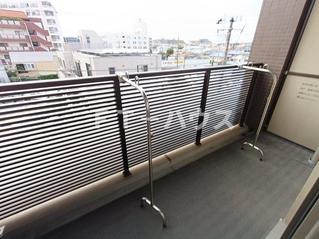 プライムアーバン津田沼のバルコニー