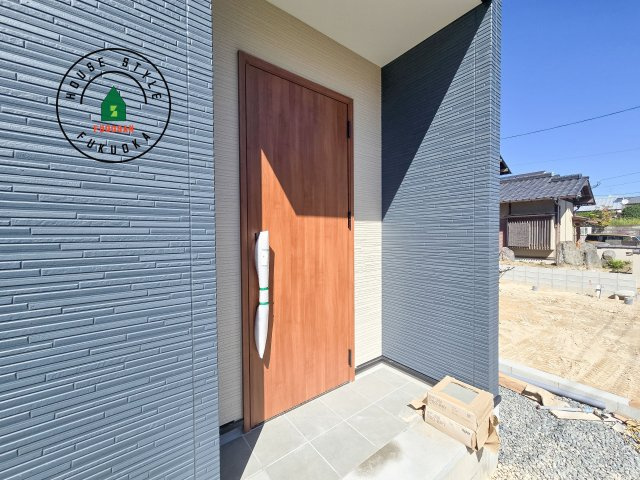 大野城市南ヶ丘6丁目第3-4棟（3号棟）の玄関|おでかけの時も帰った時も、「我が家」を最初に感じでもらえる素敵な空間に。