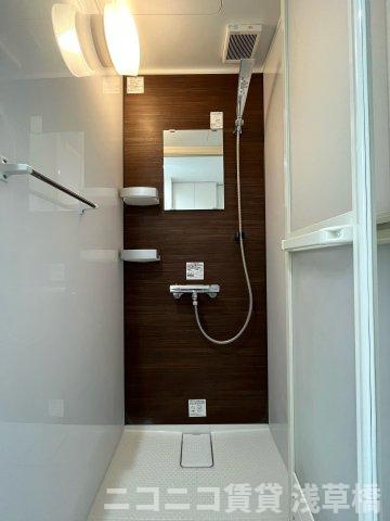 ノースヒル新宿イーストのシャワールーム|別号室イメージの為、現状を優先致します。