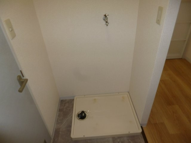 コロニーＫ　Ｂのその他|洗濯機置き場