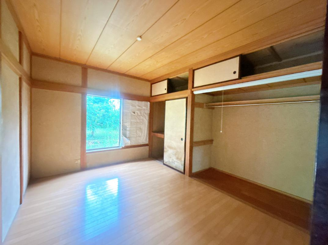 北茨城市中郷町足洗　中古戸建の洋室