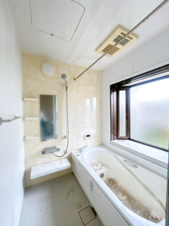 北茨城市中郷町足洗　中古戸建の浴室