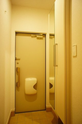 フィオリーレⅩの玄関