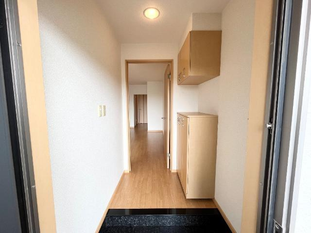 【玄関】 | ＡＮＤ　ＯＮＥ　東棟 | 玄関