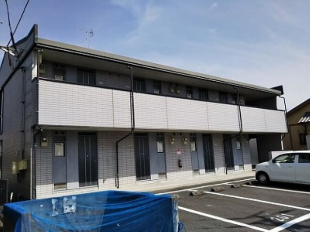 レオパレス英（ＨＡＮＡＢＵＳＡ）の外観