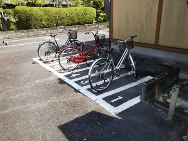 レオパレス英（ＨＡＮＡＢＵＳＡ）のその他
