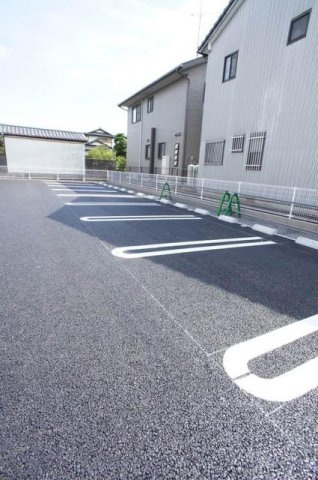 フォンテーヌ・ド・ソレイユのその他