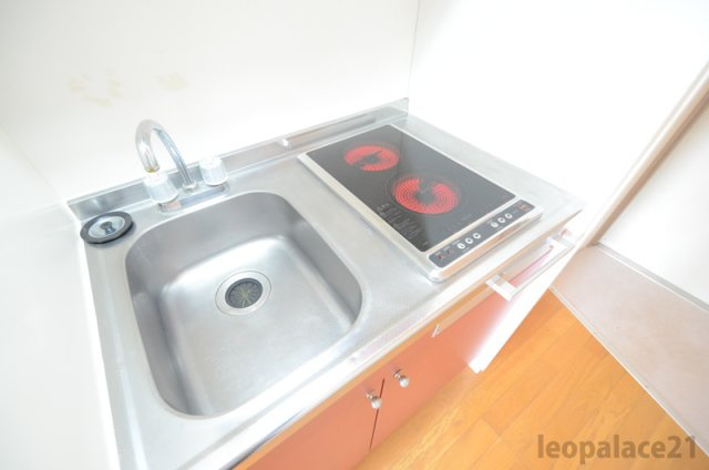 【キッチン】 | レオパレスノースランド | 設備・使用は号室により異なる為、現況を優先致します。