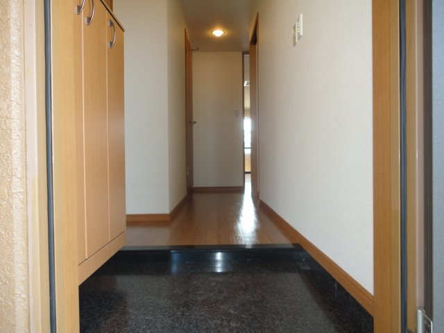 【玄関】 | コンフォートヒルズ | 玄関スペース