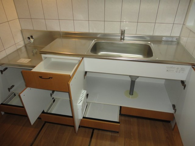 【収納】 | コンフォートヒルズ | キッチン収納（下段）