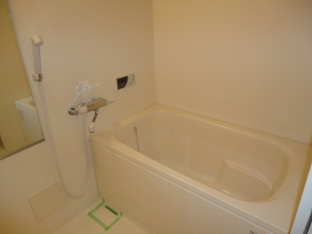 【浴室】 | コンフォートヒルズ | 浴室乾燥機付きバス