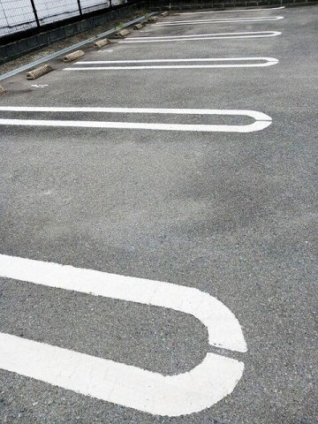 【駐車場】 | バウクロッツⅡ