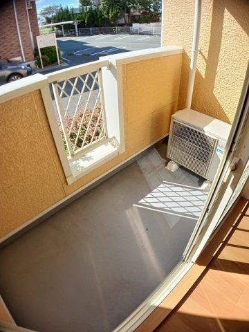 【バルコニー】 | ブレッザ・ジャルディーノ壱番館