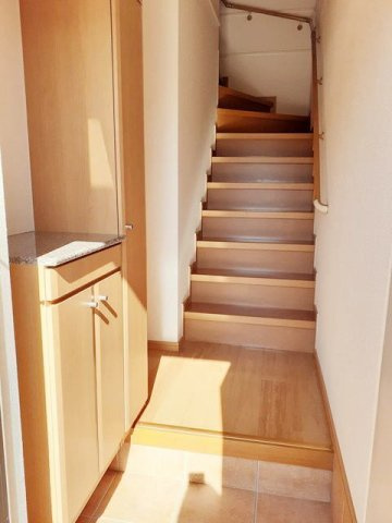 【玄関】 | カロスアンセ参番館