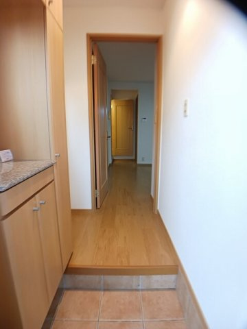 【玄関】 | カロスアンセ弐番館