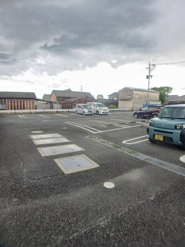 【駐車場】 | カロスアンセ弐番館