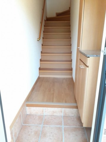 【玄関】 | サンモールＡ