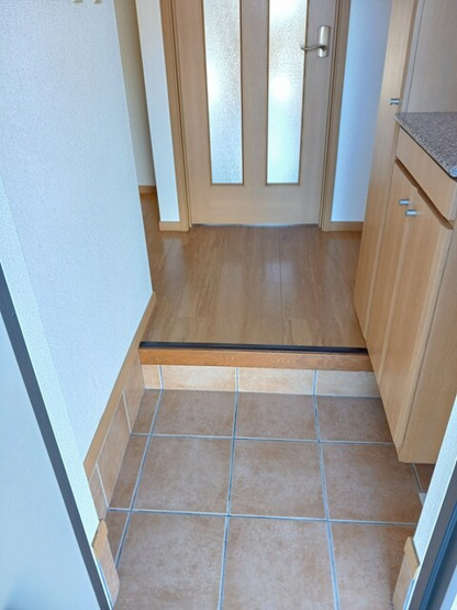 【玄関】 | アルハンブラ二番館