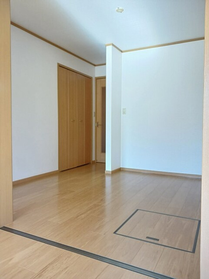 【居間・リビング】 | アルハンブラ二番館