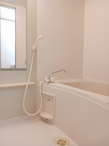 【浴室】 | アルハンブラ二番館