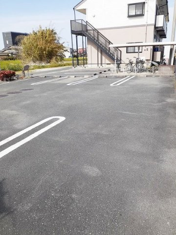 【駐車場】 | グランデファジョリーノ