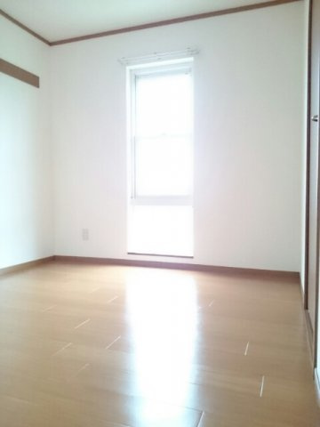 【洋室】 | ファミールメゾンＢ