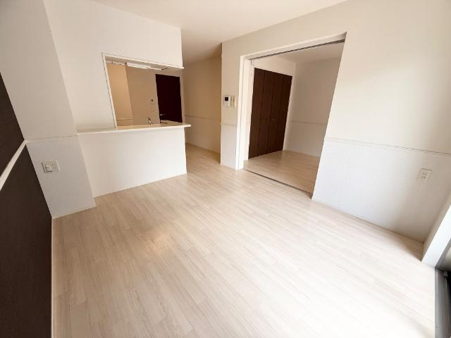 【居間・リビング】 | Ｐｕｒｅ　Ｒｉｓｅ　宮田 | リビング