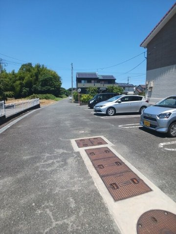 フォレストヒルズⅡの駐車場