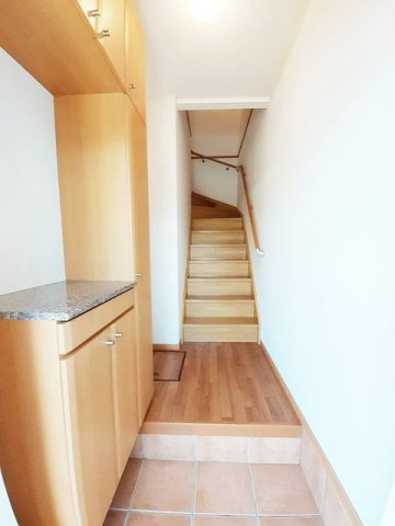 【玄関】 | エントランス　弐番館