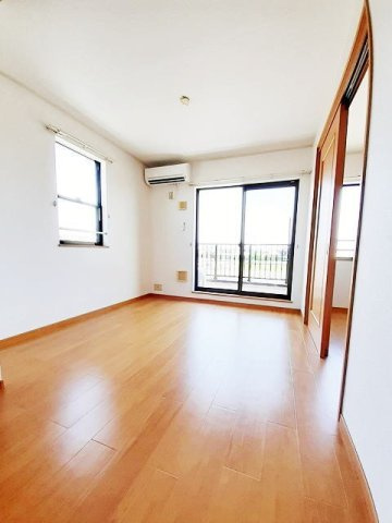 【居間・リビング】 | エントランス　弐番館