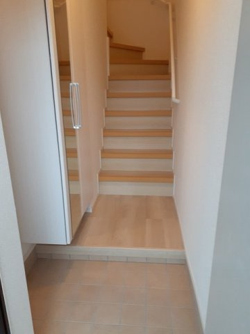 【玄関】 | フェリーチェ　Ｆ