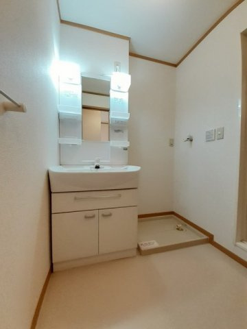 【洗面所】 | アルハンブラ一番館