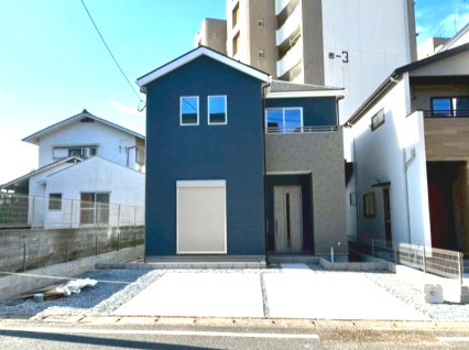 ーBloomーブルームー小倉北区三郎丸3丁目2期　【小倉北区　新築戸建て】の外観|飽きのこない外観が魅力♪　【小倉北区　新築戸建て】