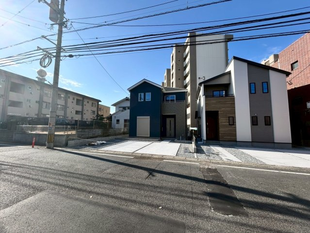 ーBloomーブルームー小倉北区三郎丸3丁目2期　【小倉北区　新築戸建て】の前面道路含む現地写真|小学校徒歩3分♪　【小倉北区　新築戸建て】