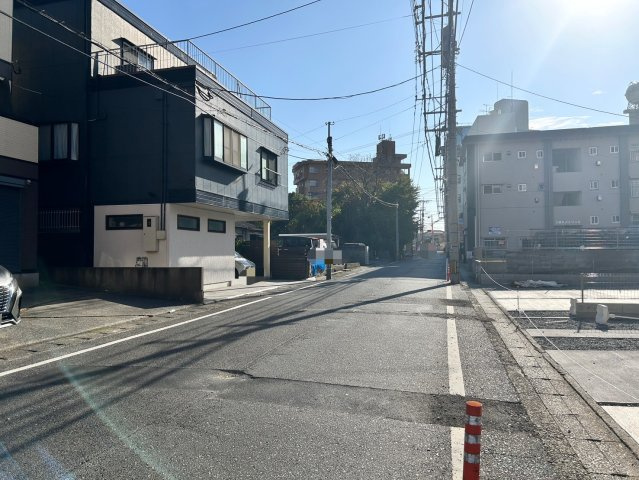 ーBloomーブルームー小倉北区三郎丸3丁目2期　【小倉北区　新築戸建て】の前面道路含む現地写真|現地撮影2025,11,27　【小倉北区　新築戸建て】