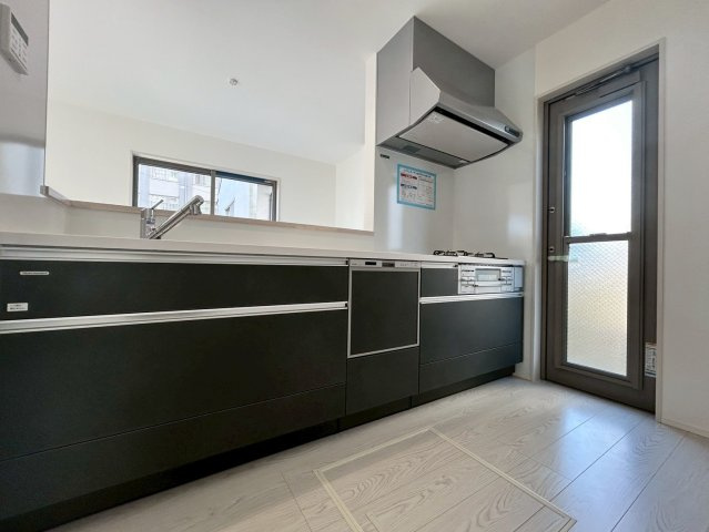 ーBloomーブルームー小倉北区三郎丸3丁目2期　【小倉北区　新築戸建て】のキッチン|料理がもっと楽しくなる、コミュニケーションキッチン　【小倉北区　新築戸建て】