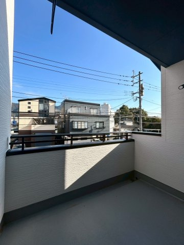 ーAdoble＋アドブルー小倉北区三郎丸3丁目2期　【小倉北区　新築戸建て】のバルコニー|雨が降っても安心なインナーバルコニー♪　【小倉北区　新築戸建て】