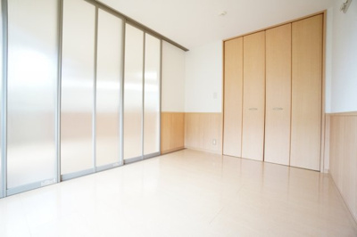 【洋室】 | ロジュマンミヤカイドウB | ※同物件・反転タイプの写真です。