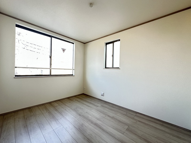 【洋室】 | 志木市本町3丁目　新築一戸建住宅　全2棟　(志木本店) | 洋室5.18帖