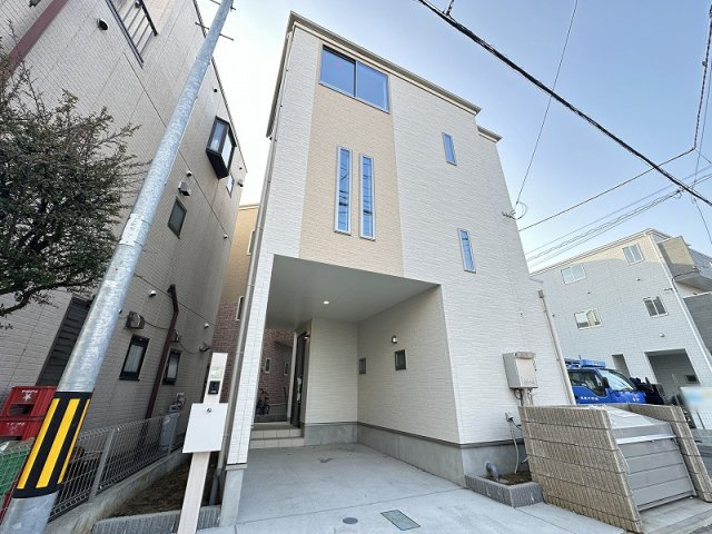 【外観】 | 志木市本町3丁目　新築一戸建住宅　全2棟　(志木本店) | 現地（2026年1月）撮影
志木駅から徒歩14分の閑静な住宅地でのびのびお住まいいただけます。