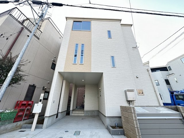 【外観】 | 志木市本町3丁目　新築一戸建住宅　全2棟　(志木本店) | 現地（2026年1月）撮影
完成済につき、室内見学可能です。