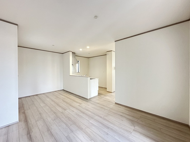 【居間・リビング】 | 志木市本町3丁目　新築一戸建住宅　全2棟　(志木本店) | 全棟住宅性能評価において7項目でMAX等級を取得！