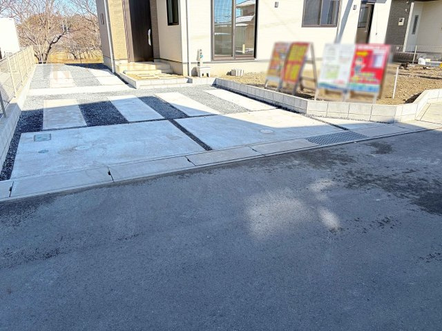 笠間市平町23-P1　新築戸建て　6号棟の駐車場|カースペースは2台お停めいただけます♪