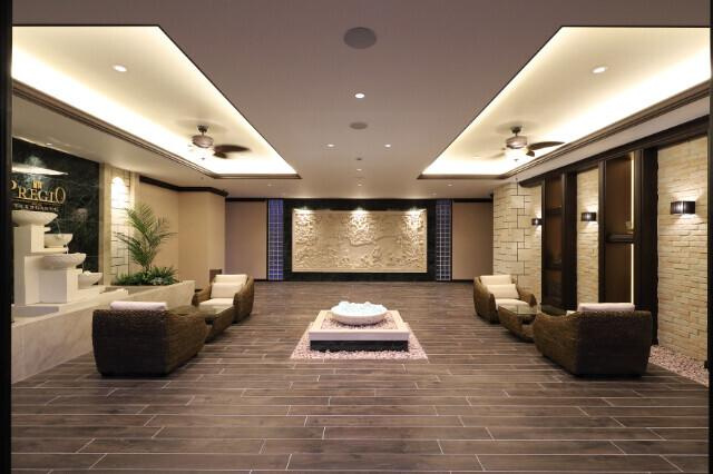 プレジオ八戸ノ里のエントランス