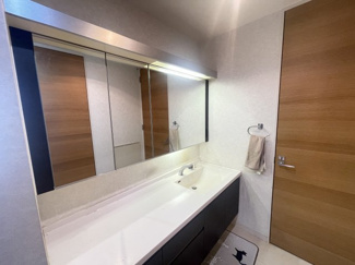 【独立洗面台】 | 宮原町　戸建 | 高級ホテルのような洗面化粧台になります。