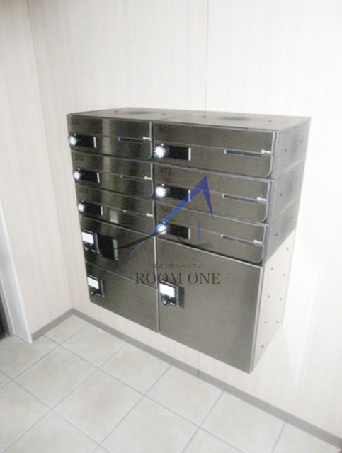 ＭＭＹホームズ關井のその他共用部分|集合ポストです。