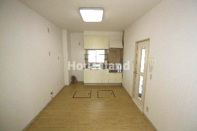 貴志川HAUS COUDの居間・リビング