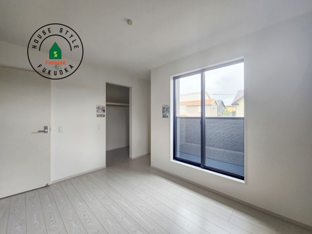 福岡市南区皿山1丁目第5-1棟（1号棟）の寝室|主寝室には収納力に優れたクローゼットがありますので、お部屋もすっきり片付きます。