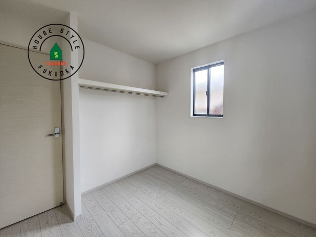 福岡市南区皿山1丁目第5-1棟（1号棟）の和室|柔らかい畳が心地よい和室