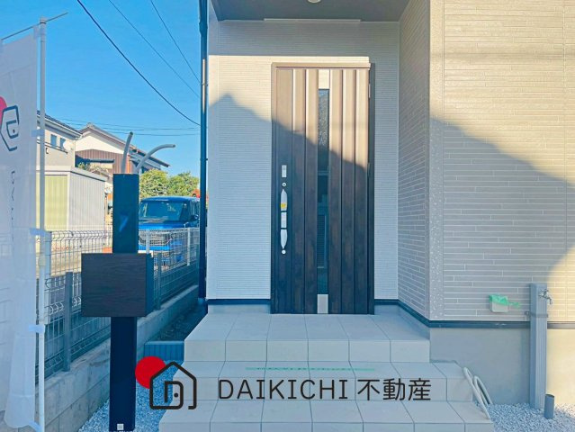 【玄関】 | 川島町伊草2期　GRAFARE　新築戸建　全8棟　1号棟